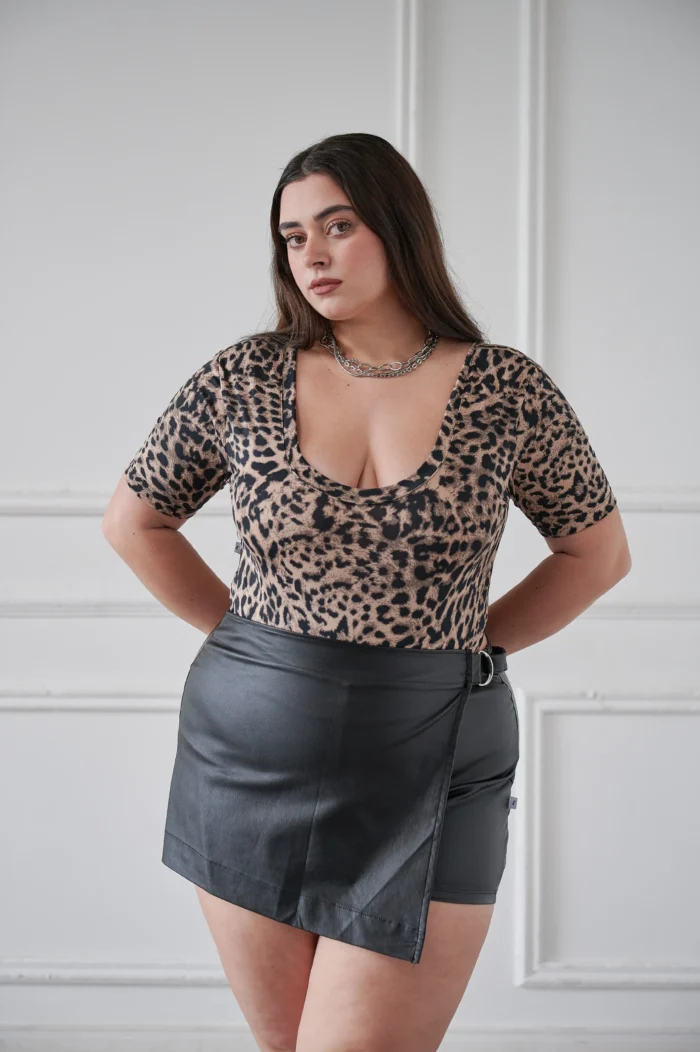 Short pollera COYOTE - Image 2