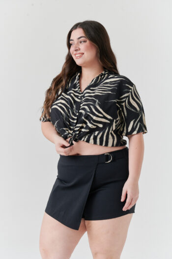 Alternative view of Short Pollera HESTIA