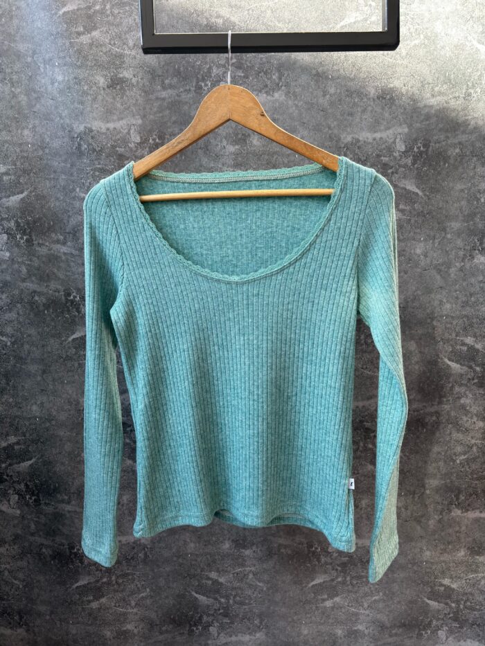 Remera ROMANCE - Image 5