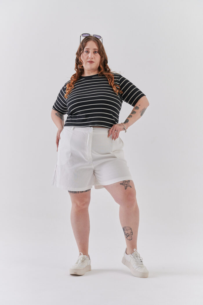 Short AMARANTA