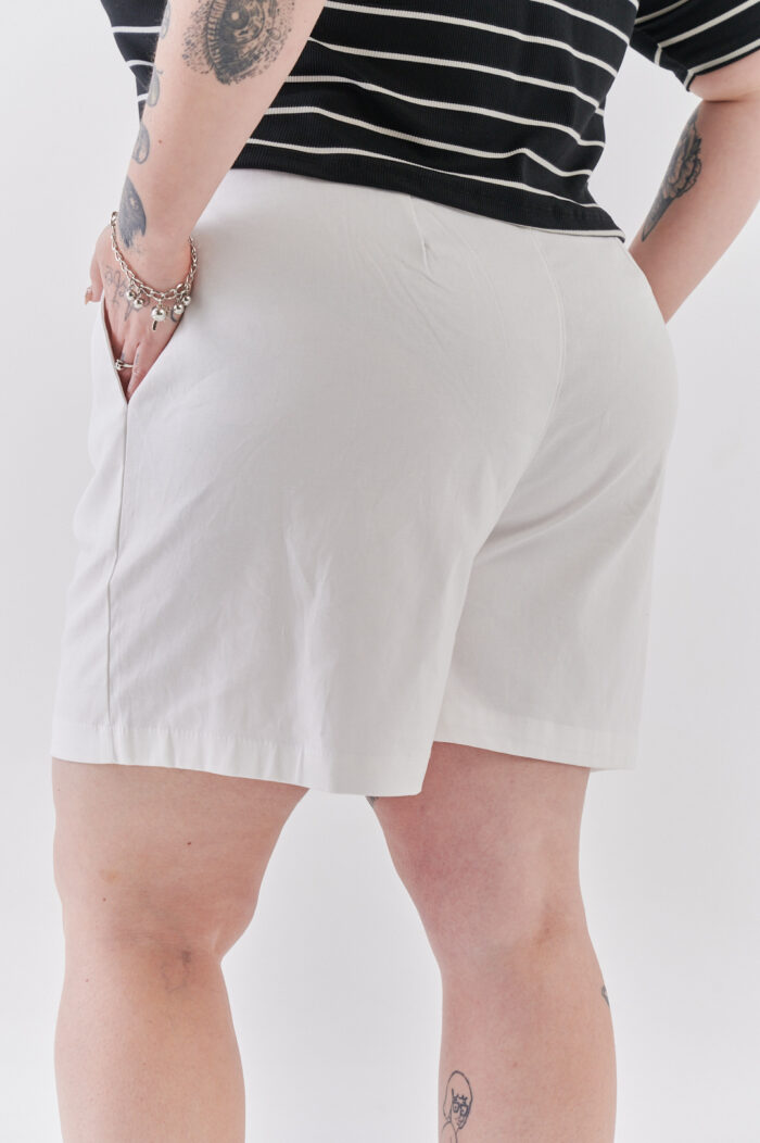 Short AMARANTA - Image 4