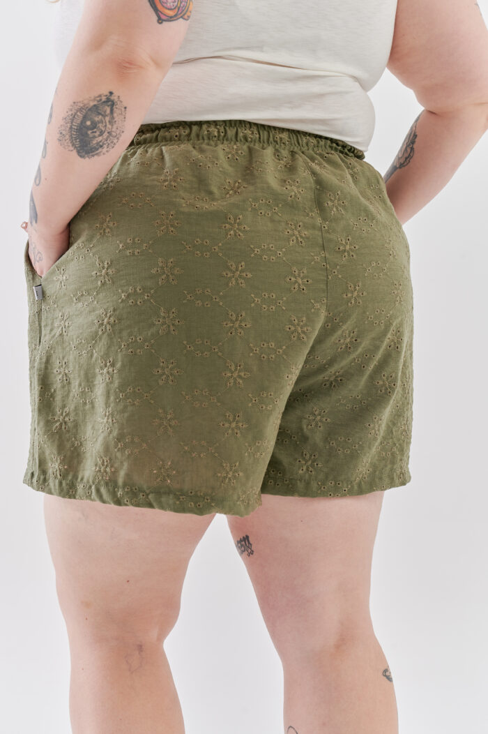 Short ZAURA - Image 3