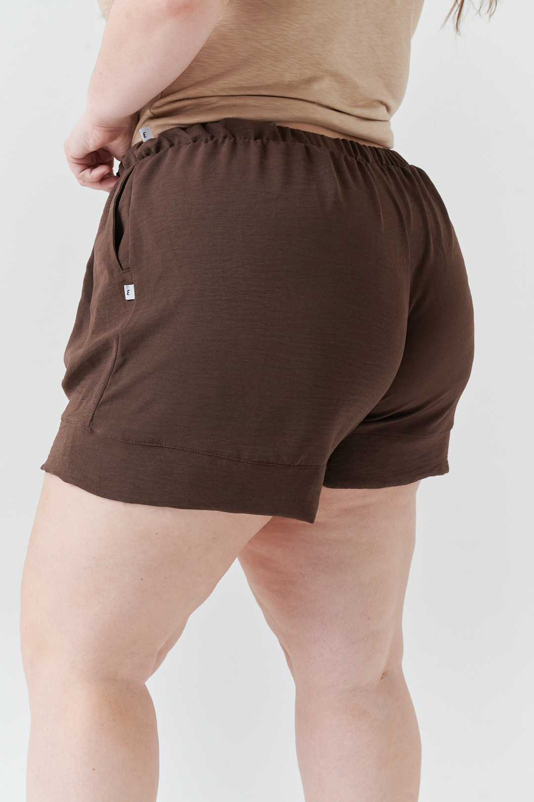 Short NATSU - Image 4