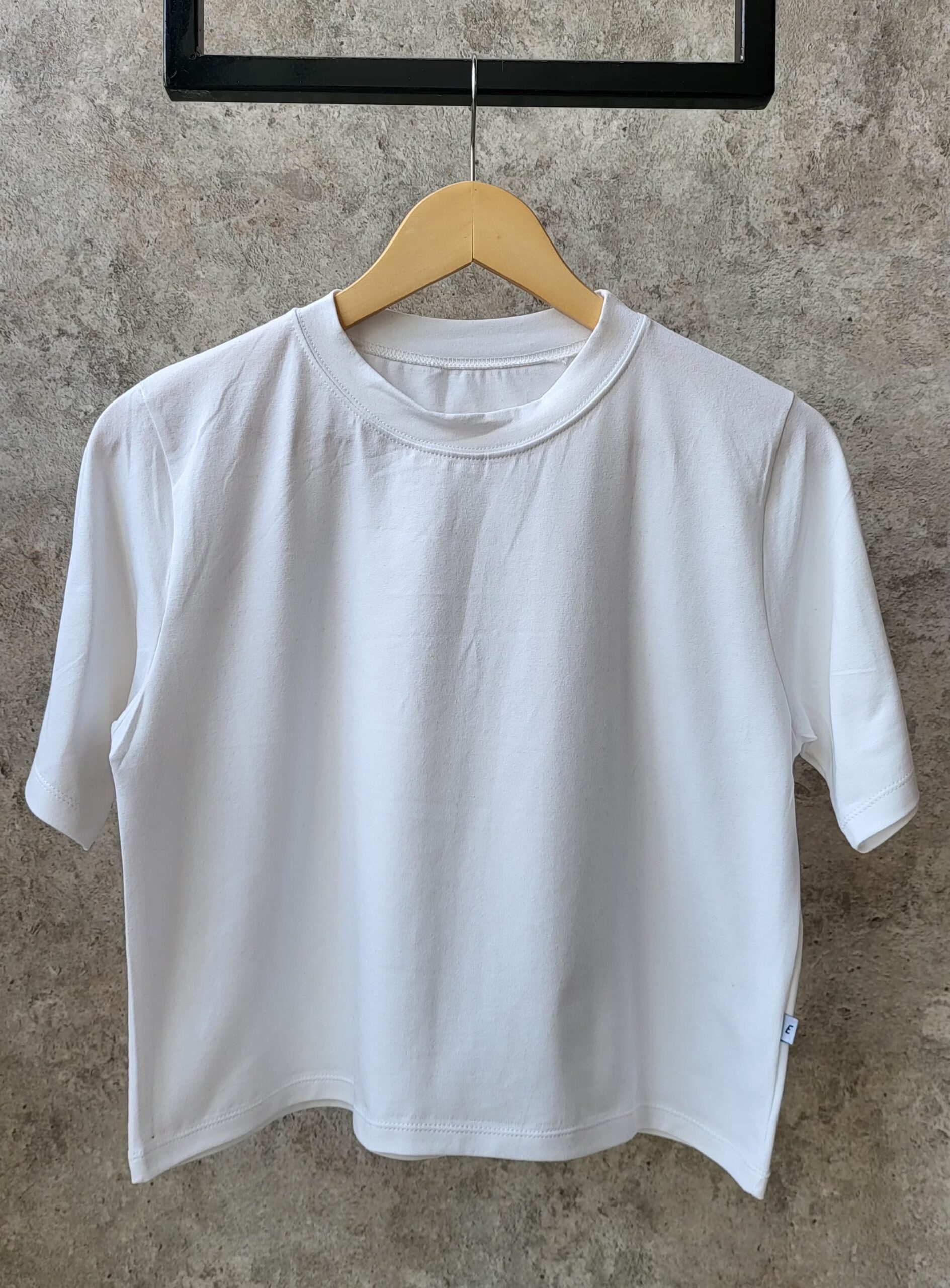 Remera crop top FILAD - Image 3